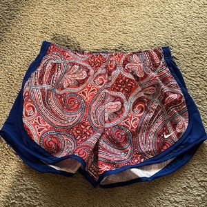 NWOT Nike Paisley Sports/Running Shorts